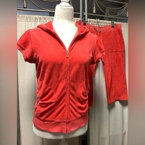 Juicy Couture 90s Terry Short Sleeve Hoodie and Shorts 32 x 18 Set